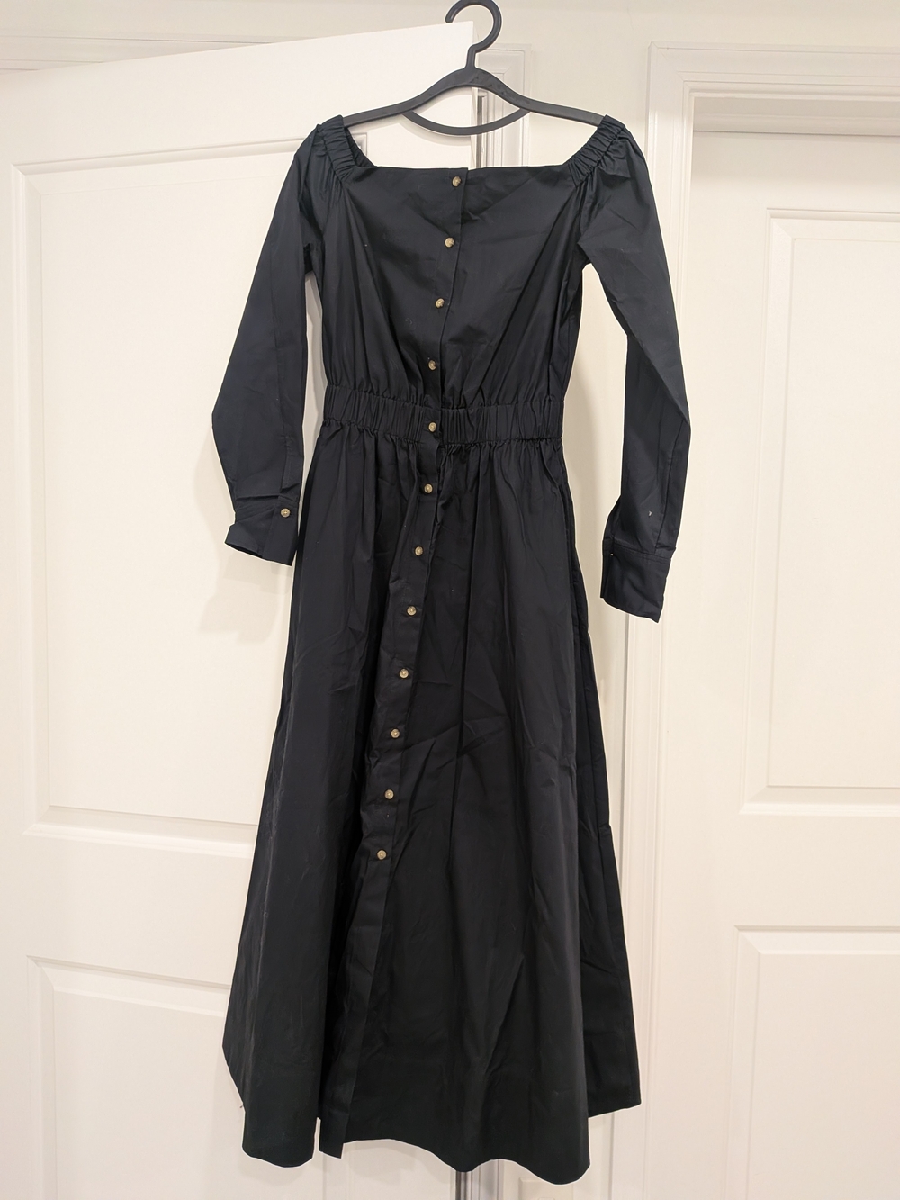 Black Long Sleeve Button-Front Maxi Dress